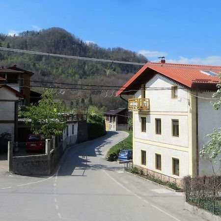 Holiday House Kanalec Dreznica Exterior photo